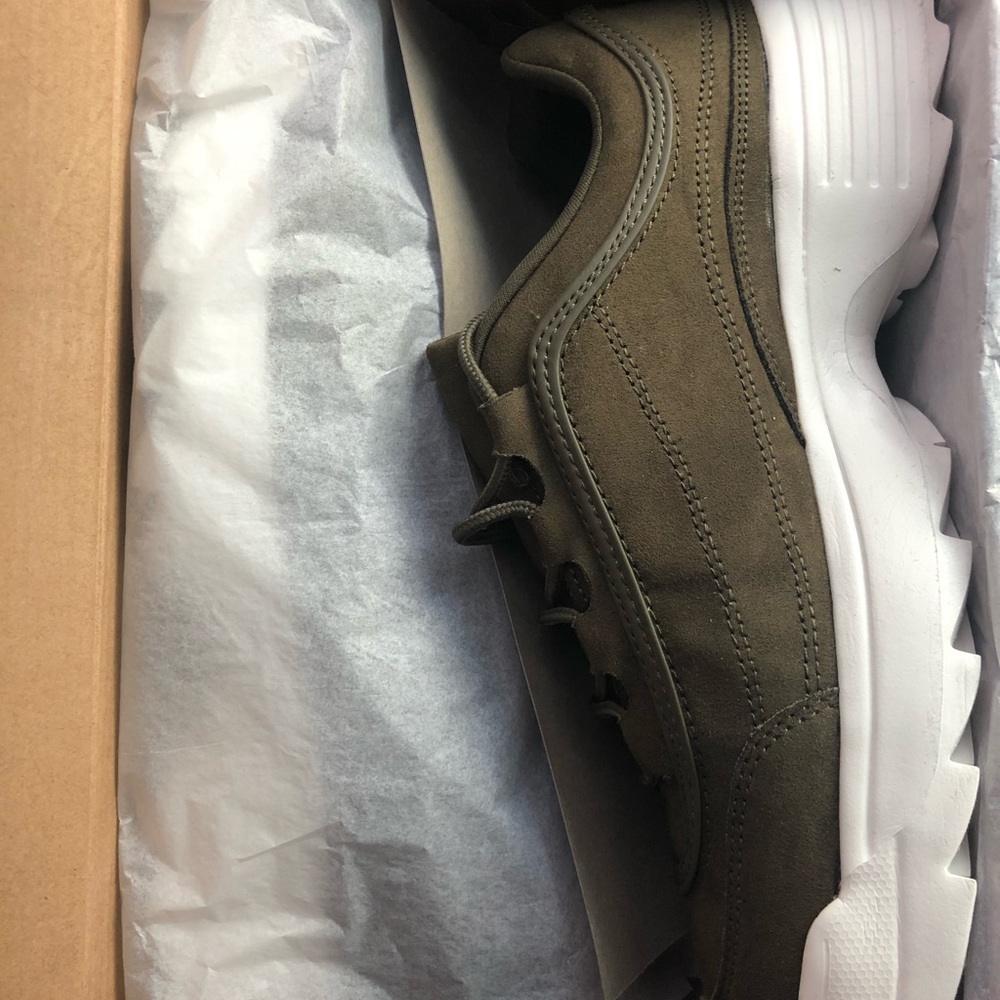 Fashion Nova Green Sneakers -11